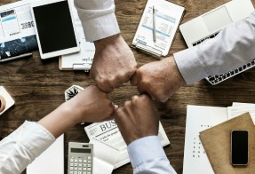 How to Use a Sales Trophy to Strengthen Sales Motivation