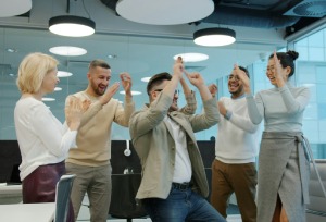 Employee Appreciation Quotes: How to Use Them Strategically at Work