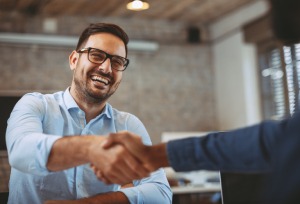 Business Gifts for Partners: Strategic Ideas That Strengthen Relationships